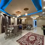 شقة فندقية فاخرة فوق المصريه للسيارات