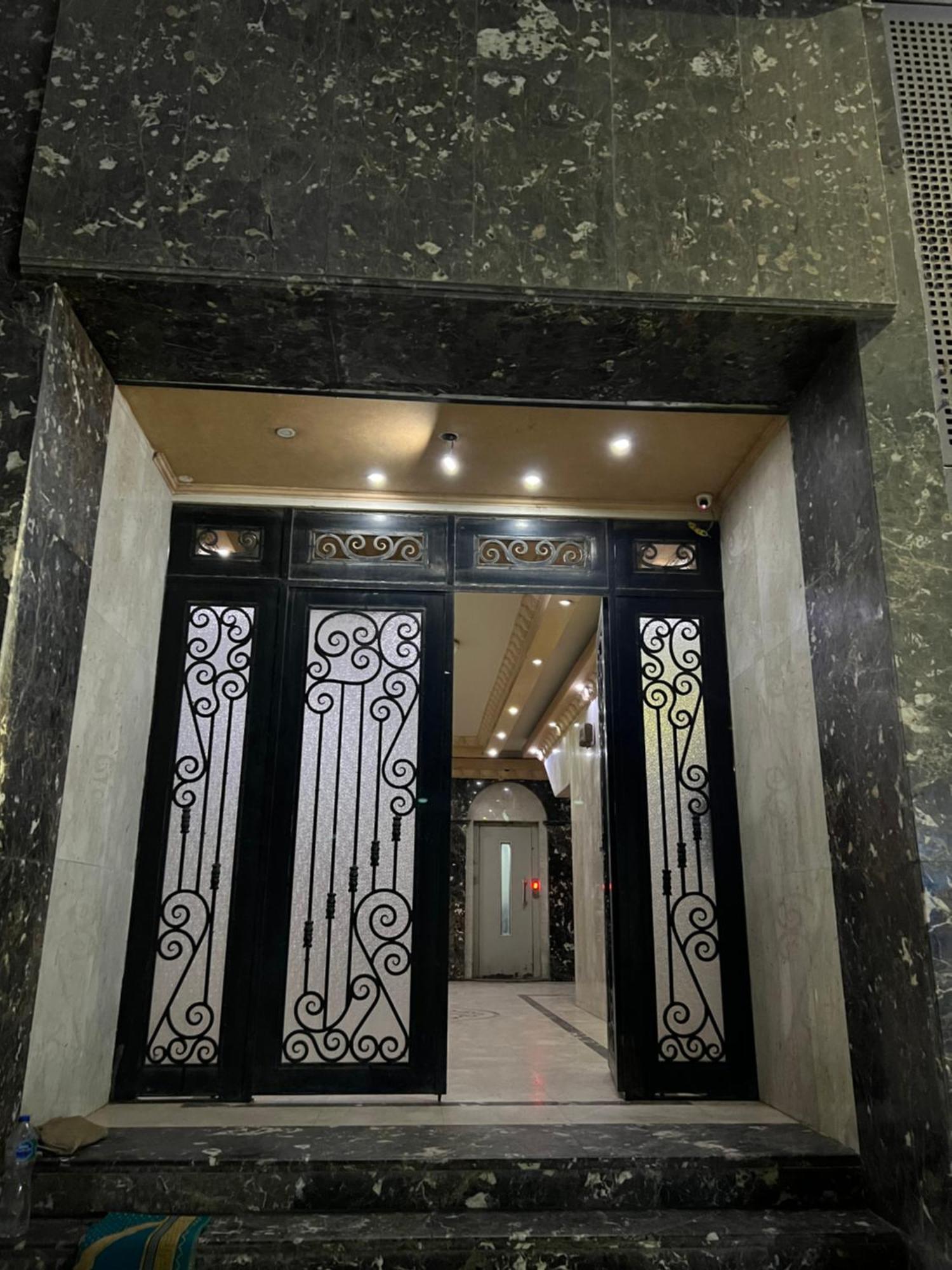 Apartment فاخرة فوق المصريه للسيارات *